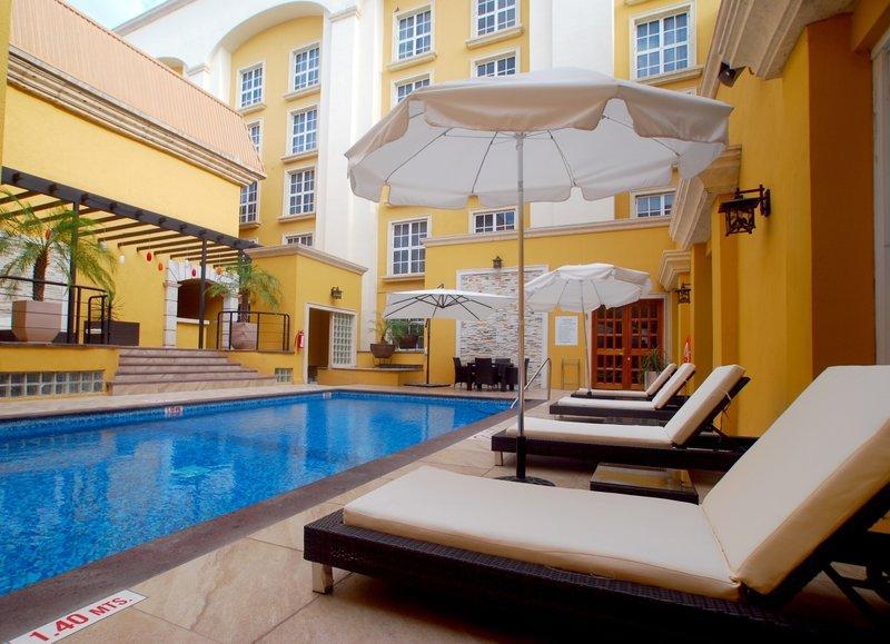 Holiday Inn Monclova By Ihg Buitenkant foto
