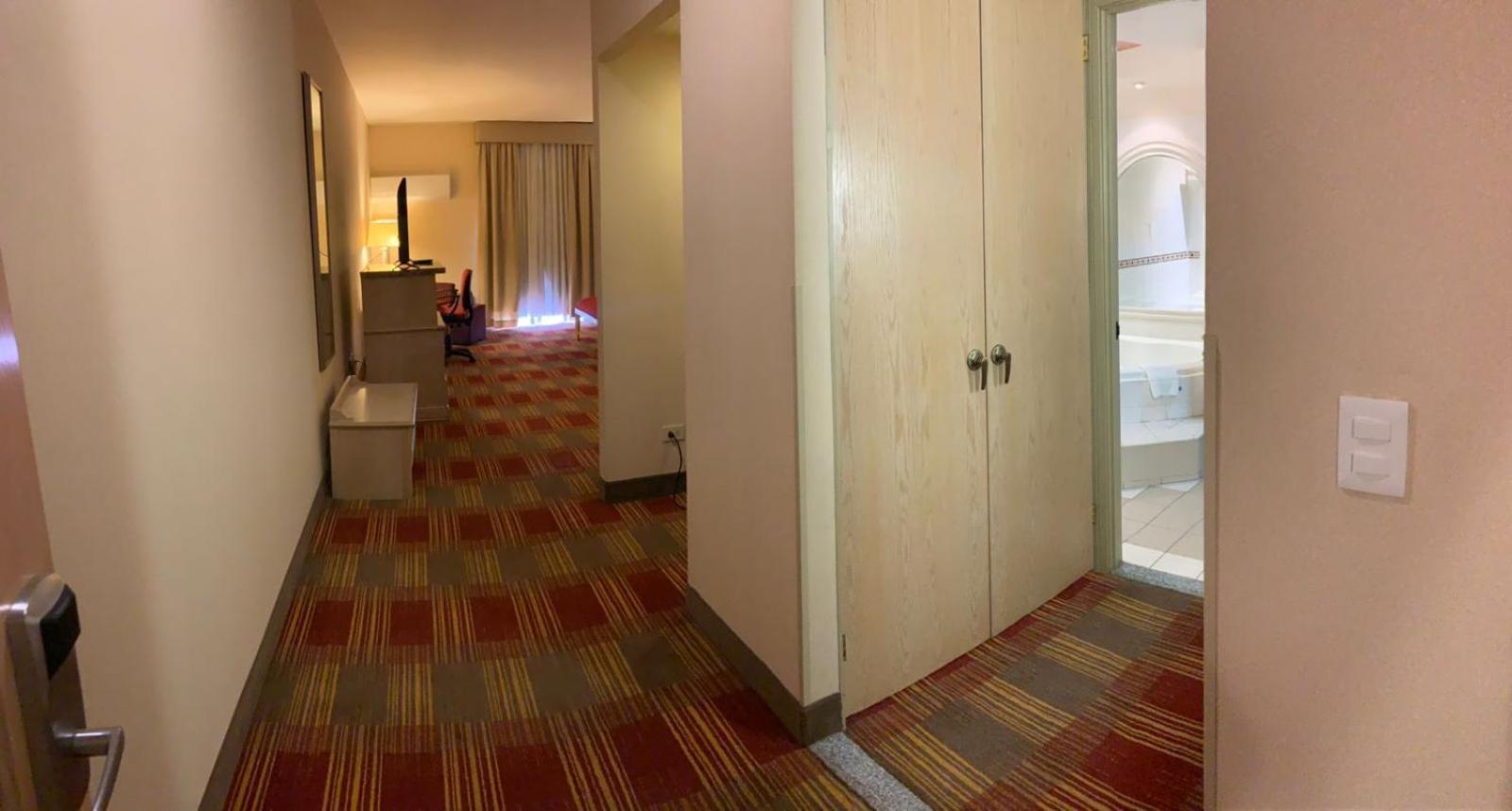 Holiday Inn Monclova By Ihg Buitenkant foto