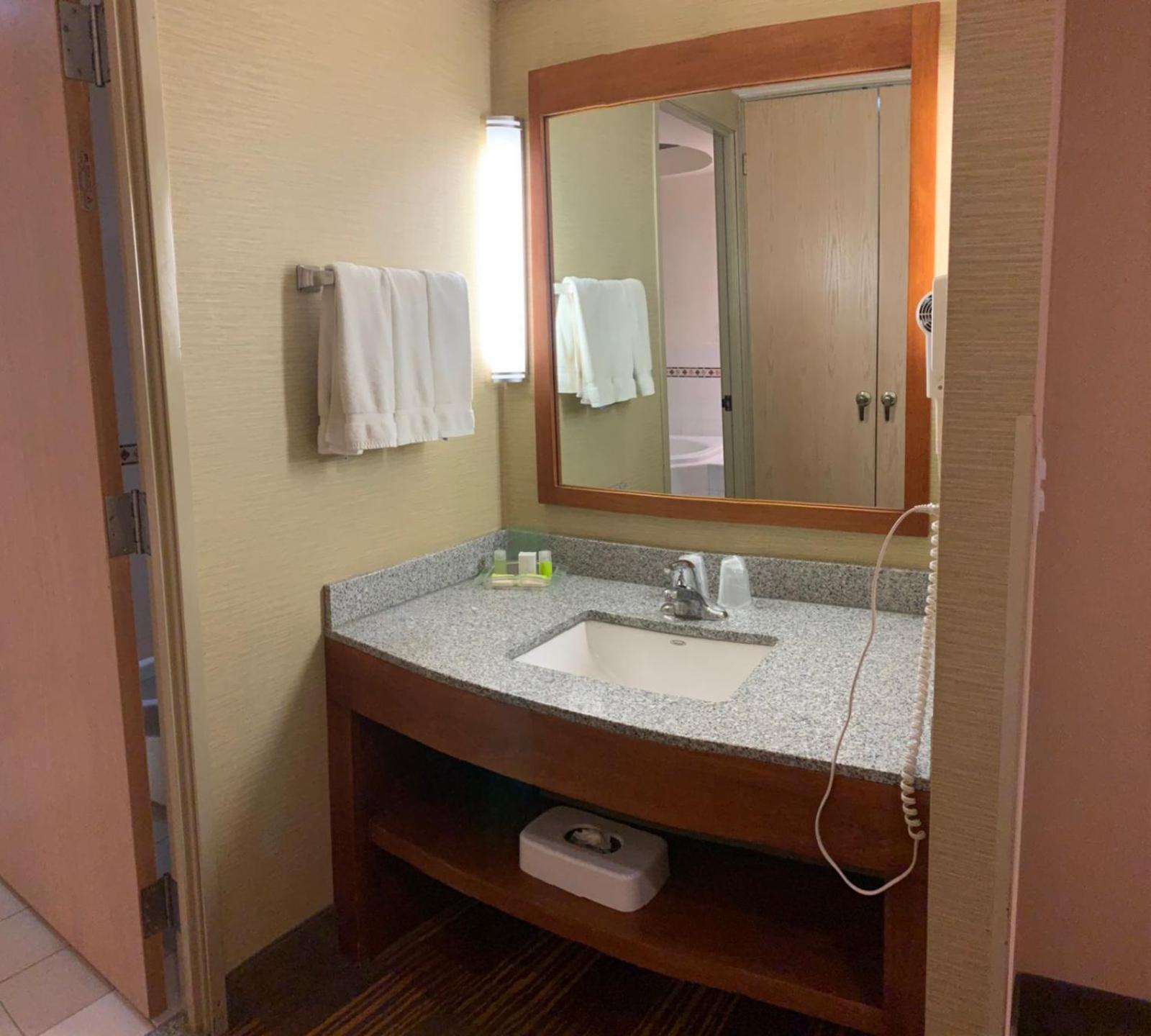 Holiday Inn Monclova By Ihg Buitenkant foto